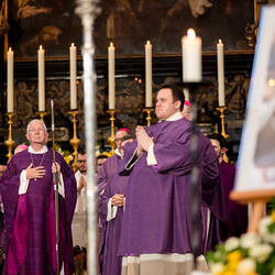 Stephansdom: Österreich nahm Abschied von Papst Franziskus