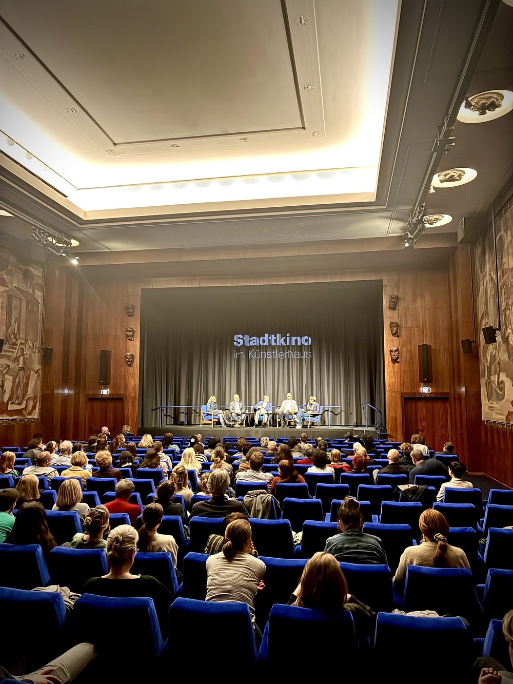 Diskussion im Stadtkino / StadtkinoFilmverleih Diskussion im Stadtkino
